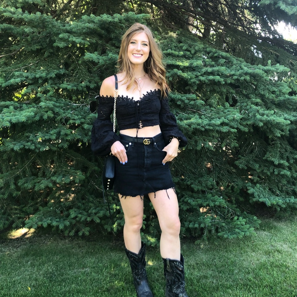 Tiger Mist Black Off-Shoulder corset Top
